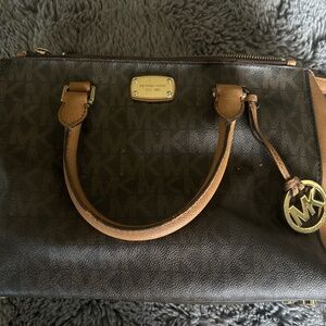 Micheal Kors handbag